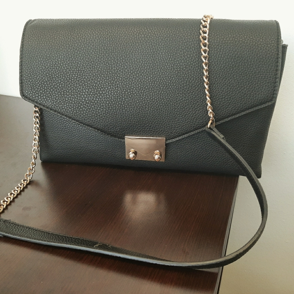 Sold-Black Mango purse